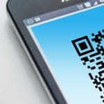 QR kódy : pohodlie alebo riziko ?
