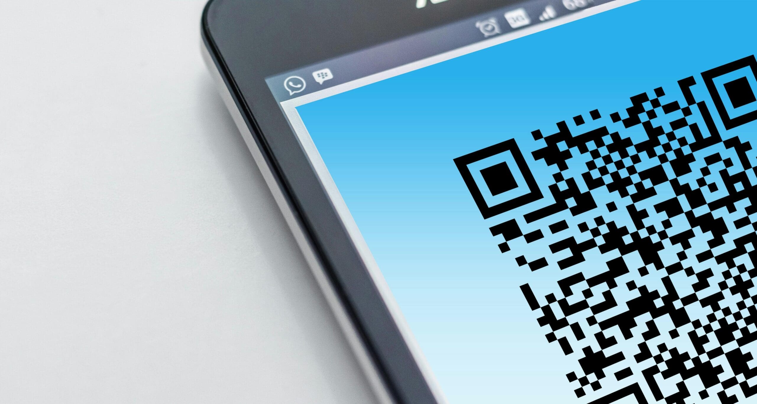 QR kódy : pohodlie alebo riziko ?